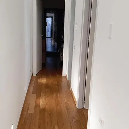 Aliko's Peaceful House, Close To Bus Terminal Сasa de vacaciones *