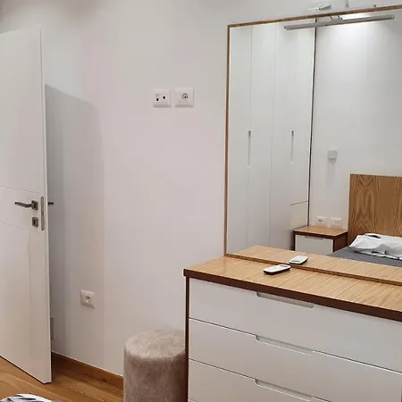 Tatil Evi Aliko's Peaceful House, Close To Bus Terminal *